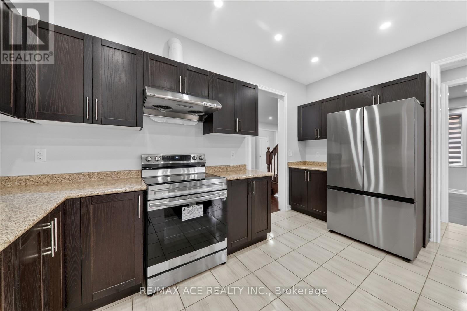 10 Gusul Avenue, Clarington (Newcastle), Ontario  L1B 0K7 - Photo 17 - E13073922