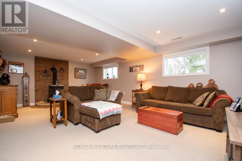 53 Hillside Drive, Kawartha Lakes (Lindsay), Ontario  K9V 1A3 - Photo 20 - X13074184