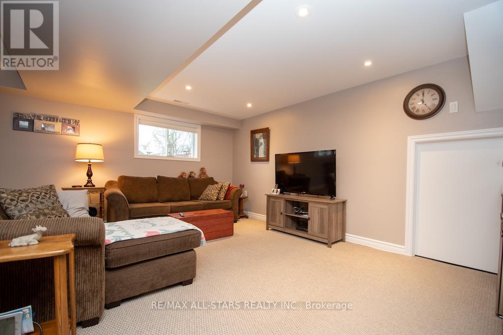 53 Hillside Drive, Kawartha Lakes (Lindsay), Ontario  K9V 1A3 - Photo 22 - X13074184