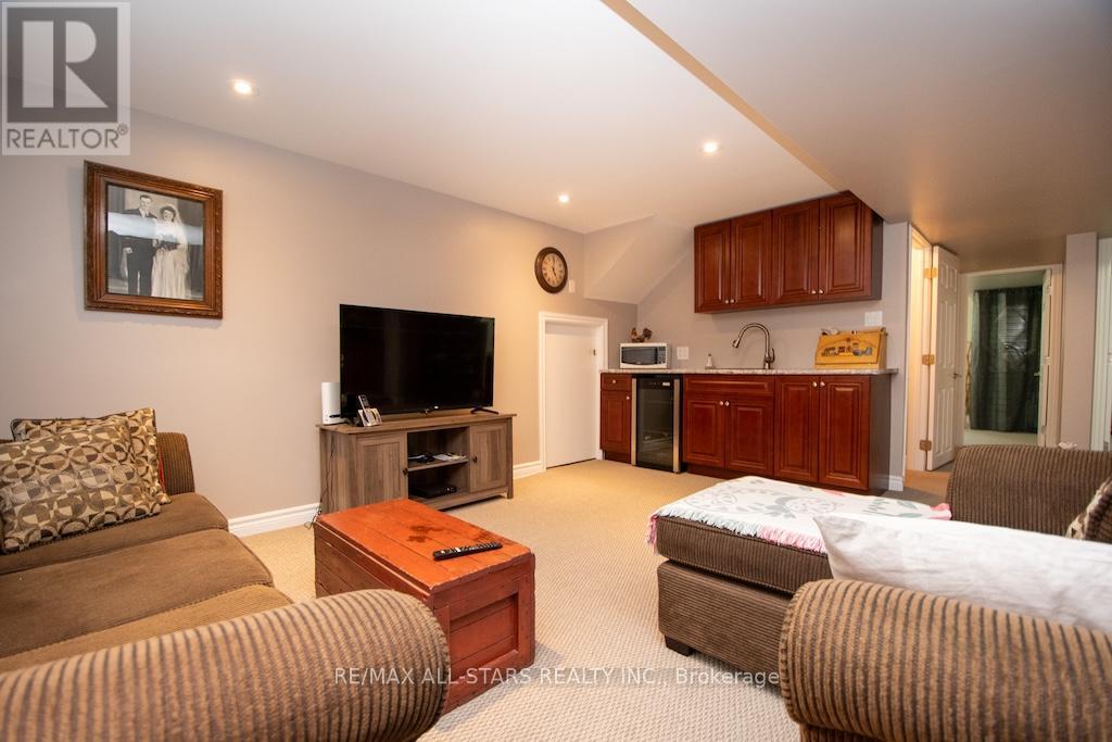 53 Hillside Drive, Kawartha Lakes (Lindsay), Ontario  K9V 1A3 - Photo 23 - X13074184