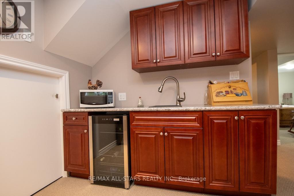 53 Hillside Drive, Kawartha Lakes (Lindsay), Ontario  K9V 1A3 - Photo 24 - X13074184