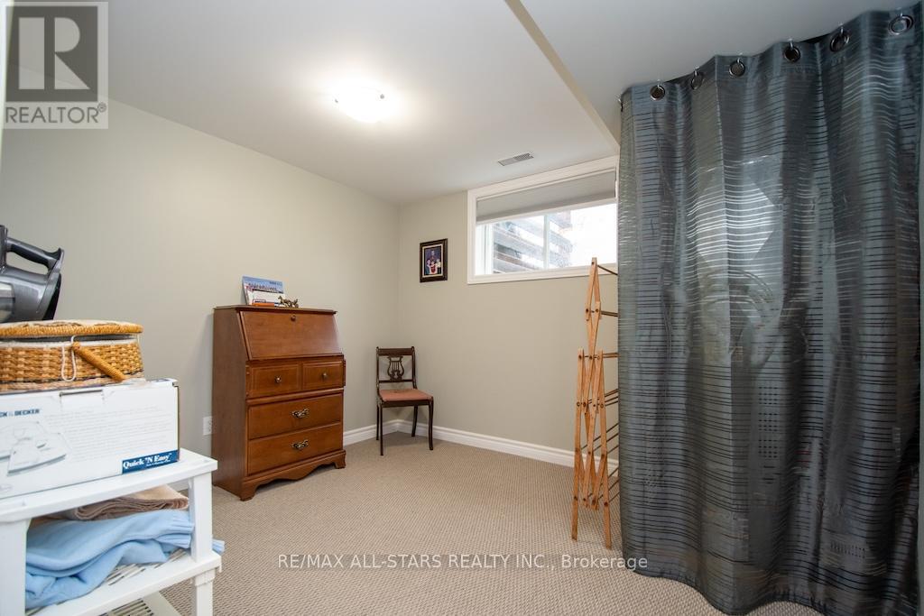 53 Hillside Drive, Kawartha Lakes (Lindsay), Ontario  K9V 1A3 - Photo 25 - X13074184