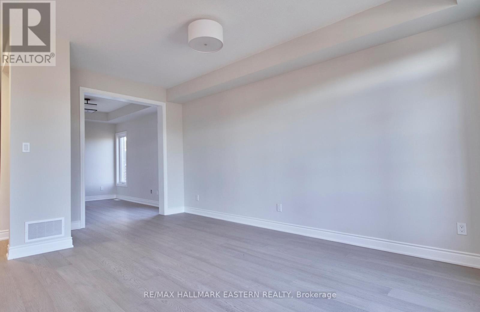 37 Coldbrook Drive, Cavan Monaghan (Millbrook Village), Ontario  L0A 1G0 - Photo 15 - X13074596