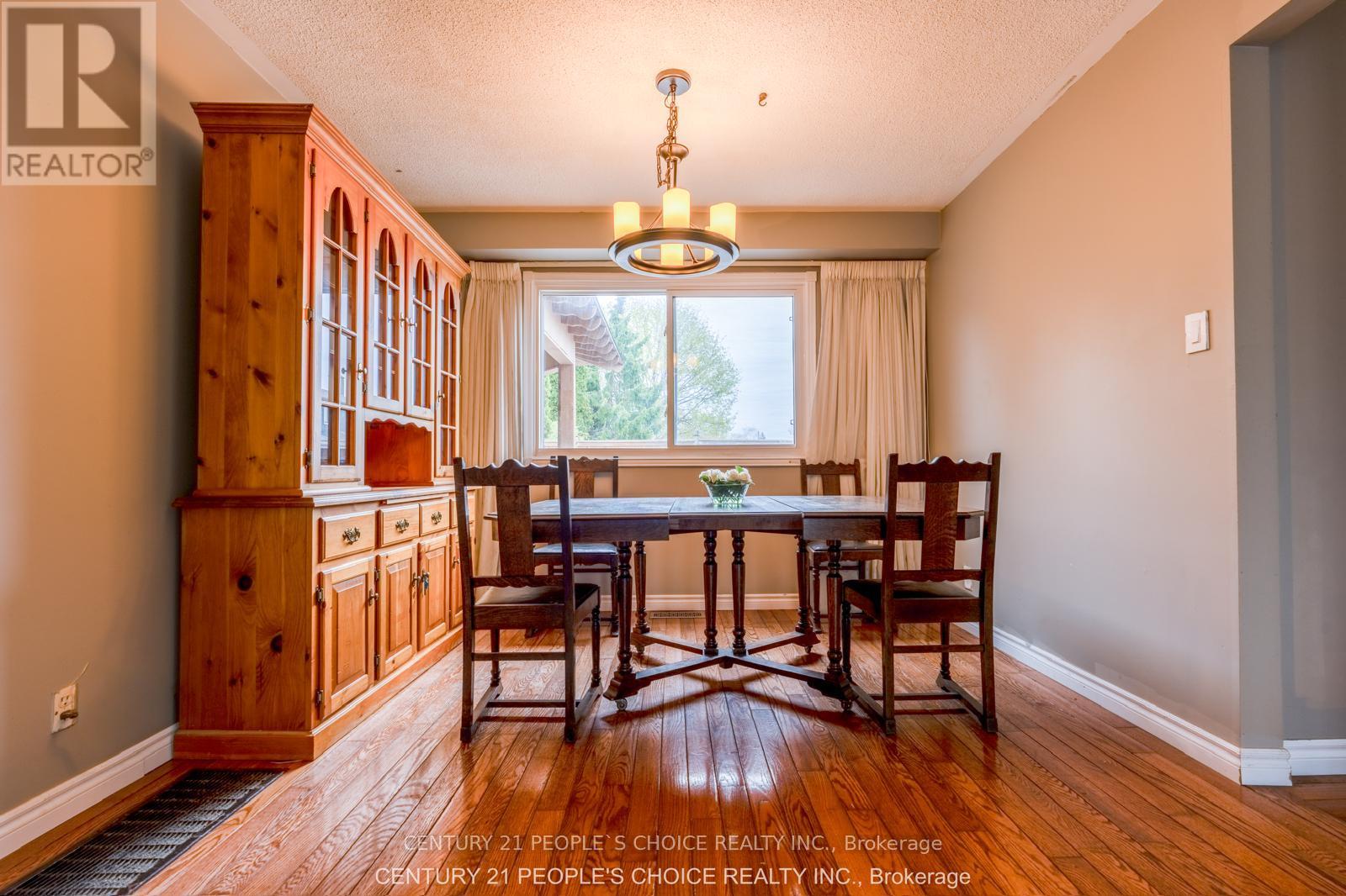 218 Angeline Street N, Kawartha Lakes (Lindsay), Ontario  K9V 5E9 - Photo 10 - X13074960