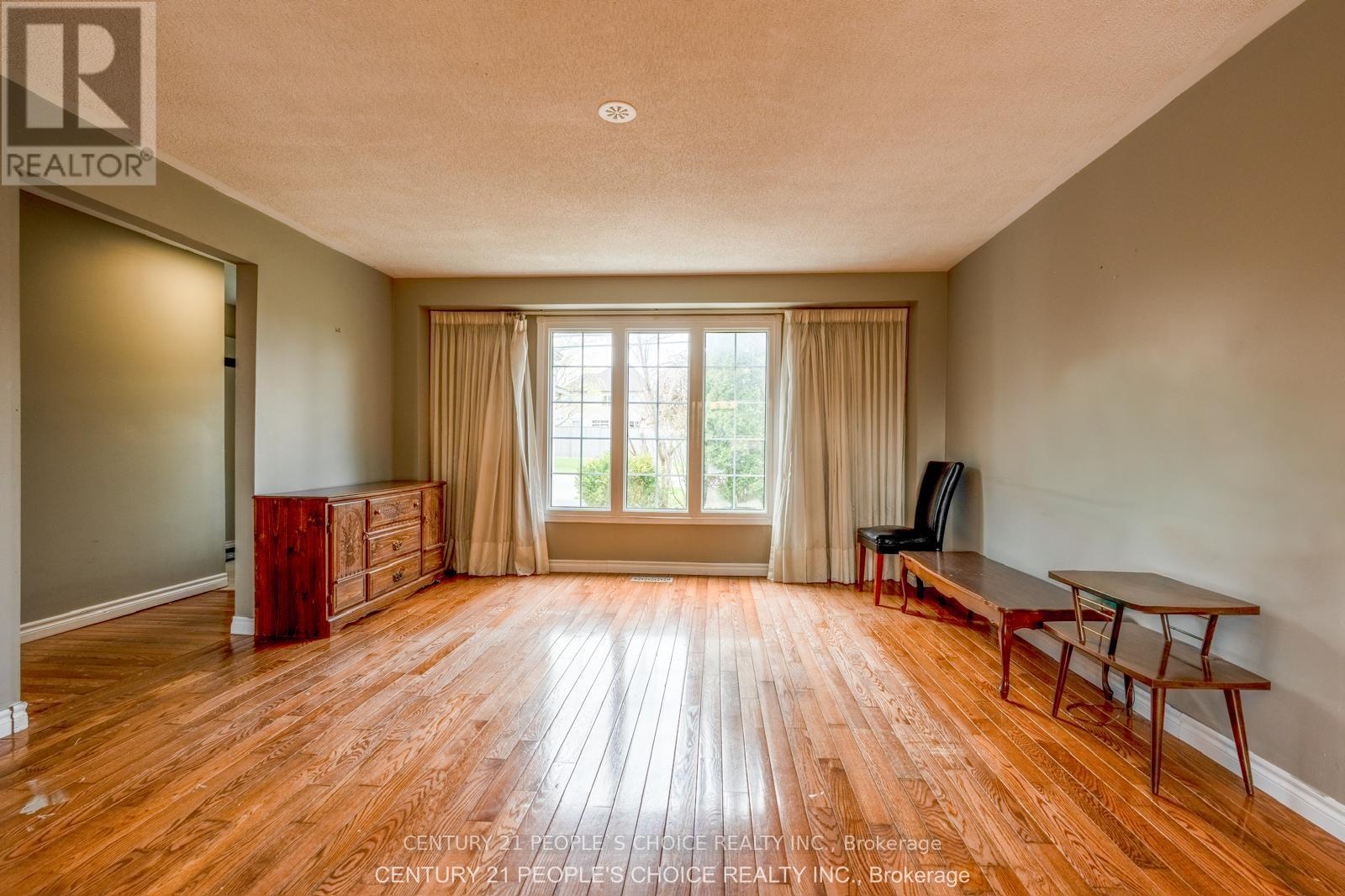 218 Angeline Street N, Kawartha Lakes (Lindsay), Ontario  K9V 5E9 - Photo 11 - X13074960
