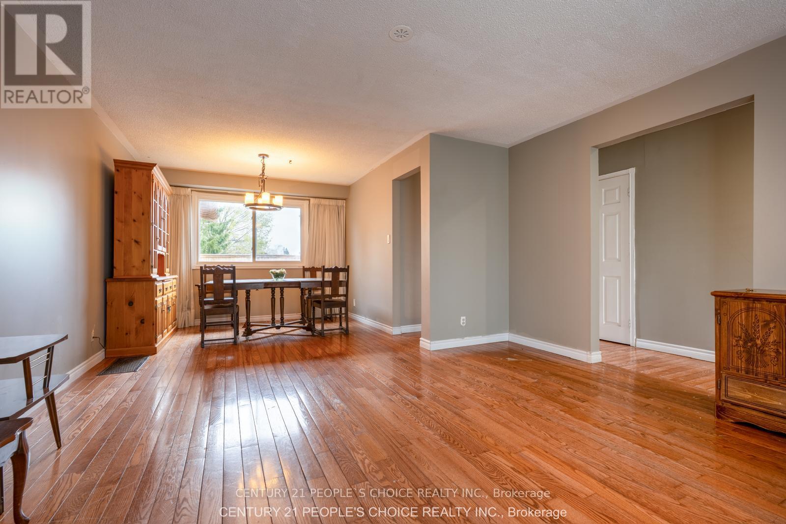218 Angeline Street N, Kawartha Lakes (Lindsay), Ontario  K9V 5E9 - Photo 12 - X13074960