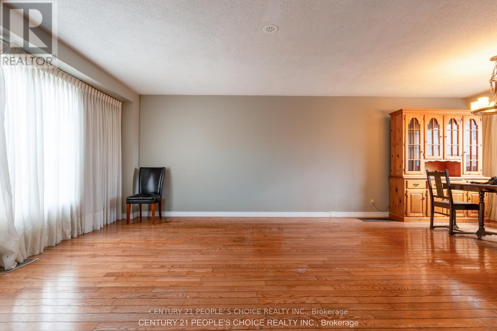 218 Angeline Street N, Kawartha Lakes (Lindsay), Ontario  K9V 5E9 - Photo 9 - X13074960