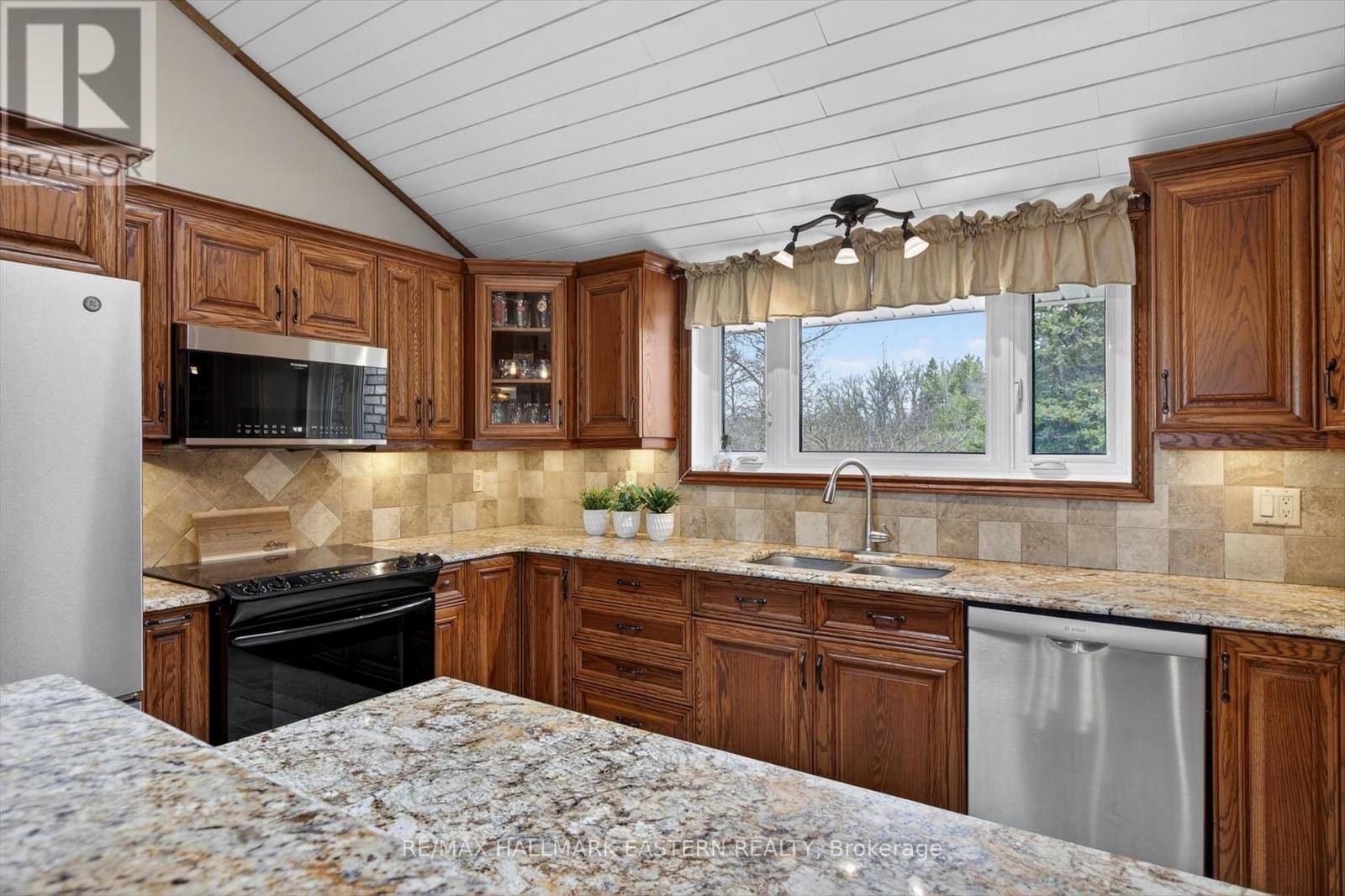 1229 Morton Line, Cavan Monaghan (Cavan Twp), Ontario  L0A 1C0 - Photo 10 - X13075004