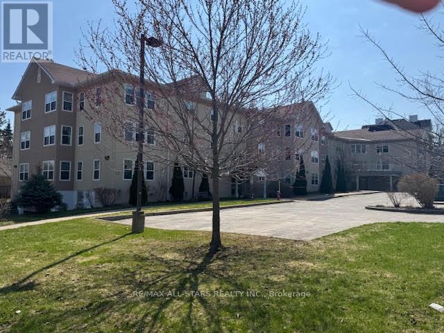 303 - 8 HURON STREET, kawartha lakes (lindsay), Ontario