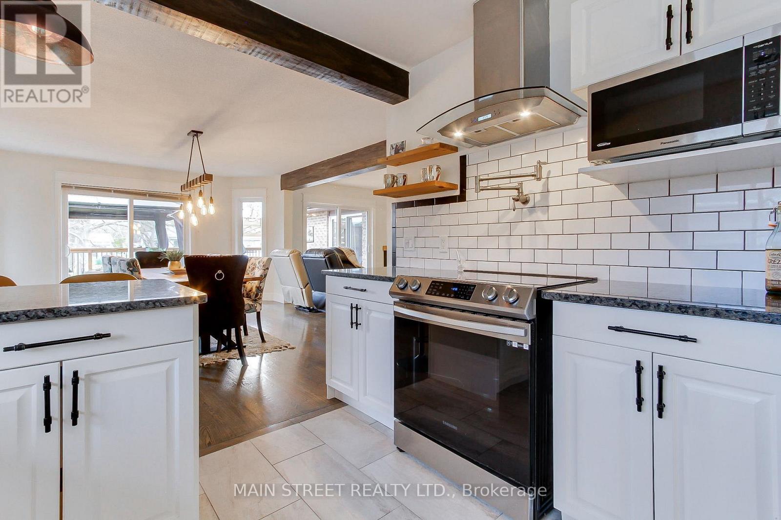 24 Maple Grove Road, Kawartha Lakes (Lindsay), Ontario  K9V 4R6 - Photo 10 - X13075368