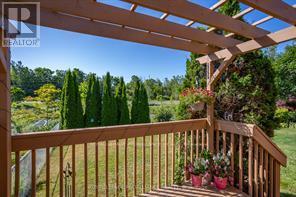 1269 Eagle Crescent, Peterborough (Monaghan Ward 2), Ontario  K9K 2K6 - Photo 3 - X13075434