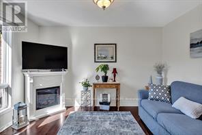 1269 Eagle Crescent, Peterborough (Monaghan Ward 2), Ontario  K9K 2K6 - Photo 4 - X13075434