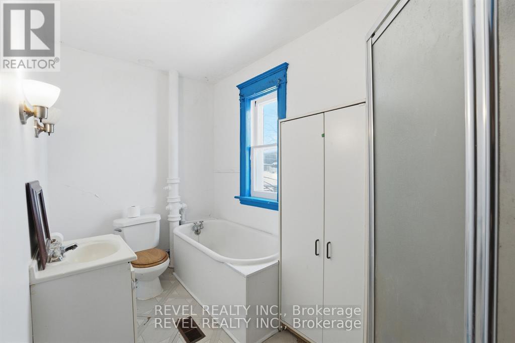 535 Park Street N, Peterborough (Town Ward 3), Ontario  K9H 4R6 - Photo 12 - X13075554