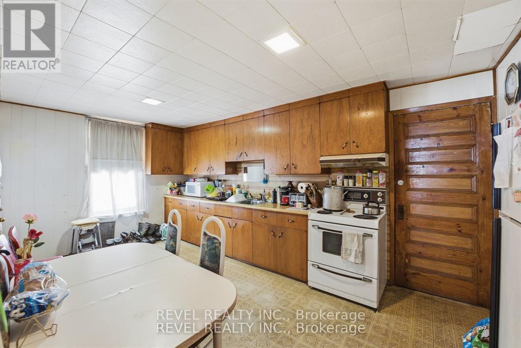 535 Park Street N, Peterborough (Town Ward 3), Ontario  K9H 4R6 - Photo 2 - X13075554