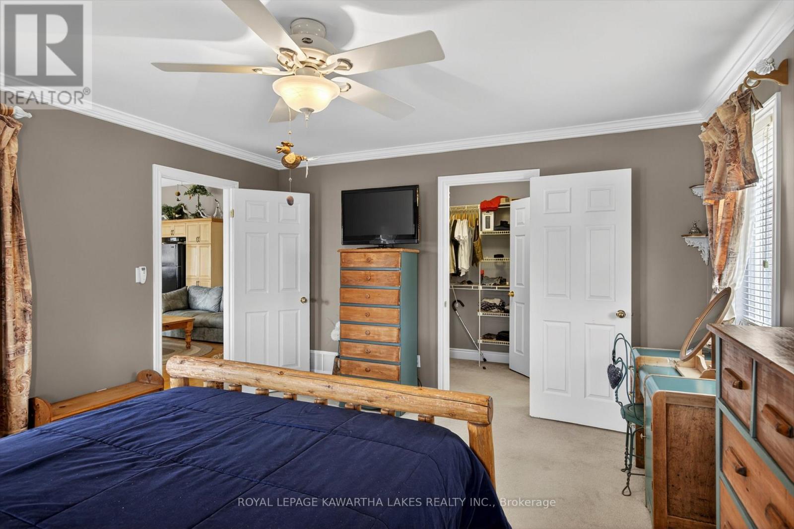 376 Wallace Drive, Kawartha Lakes (Lindsay), Ontario  K9V 6K7 - Photo 16 - X13077012