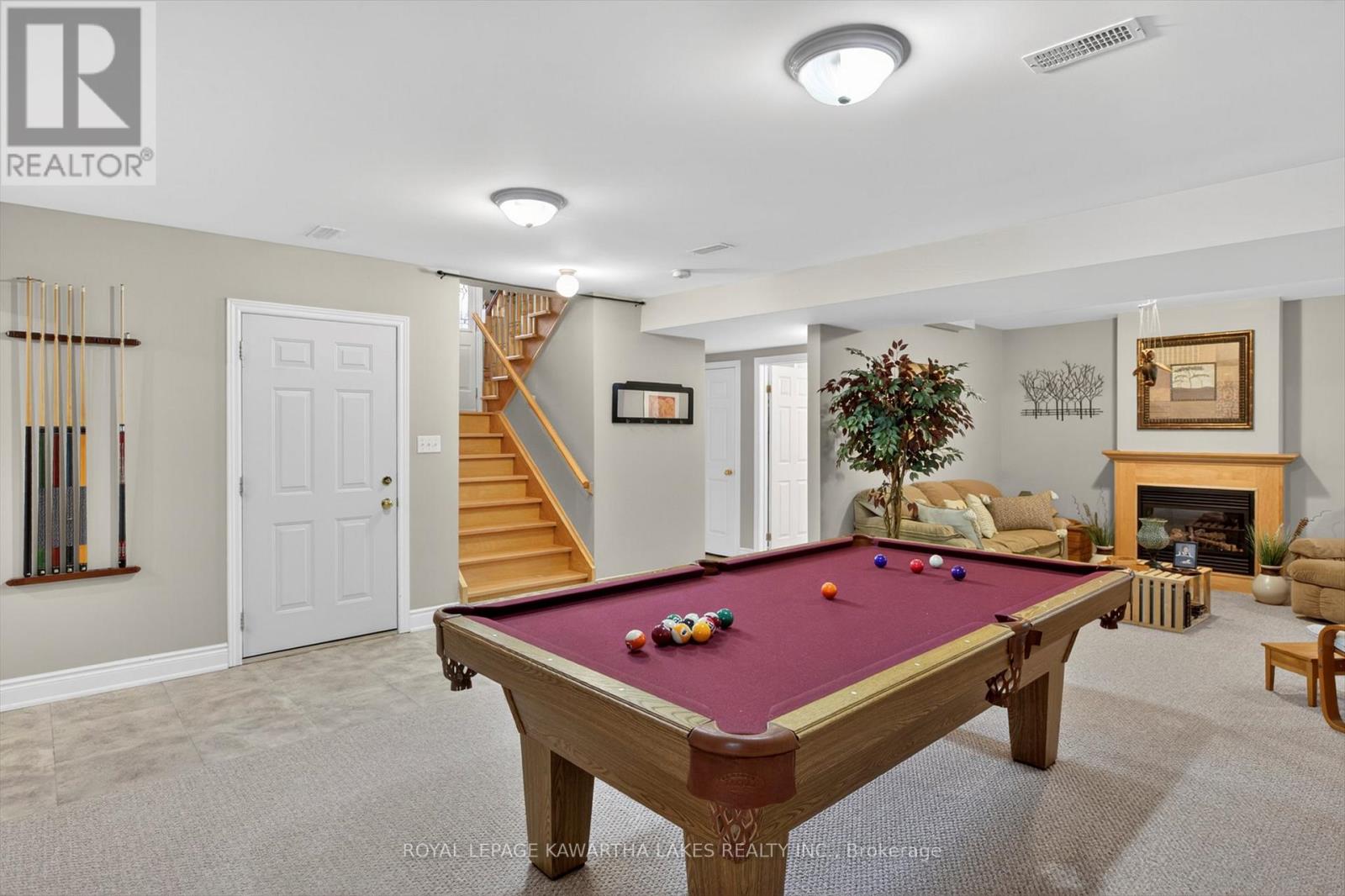 376 Wallace Drive, Kawartha Lakes (Lindsay), Ontario  K9V 6K7 - Photo 22 - X13077012