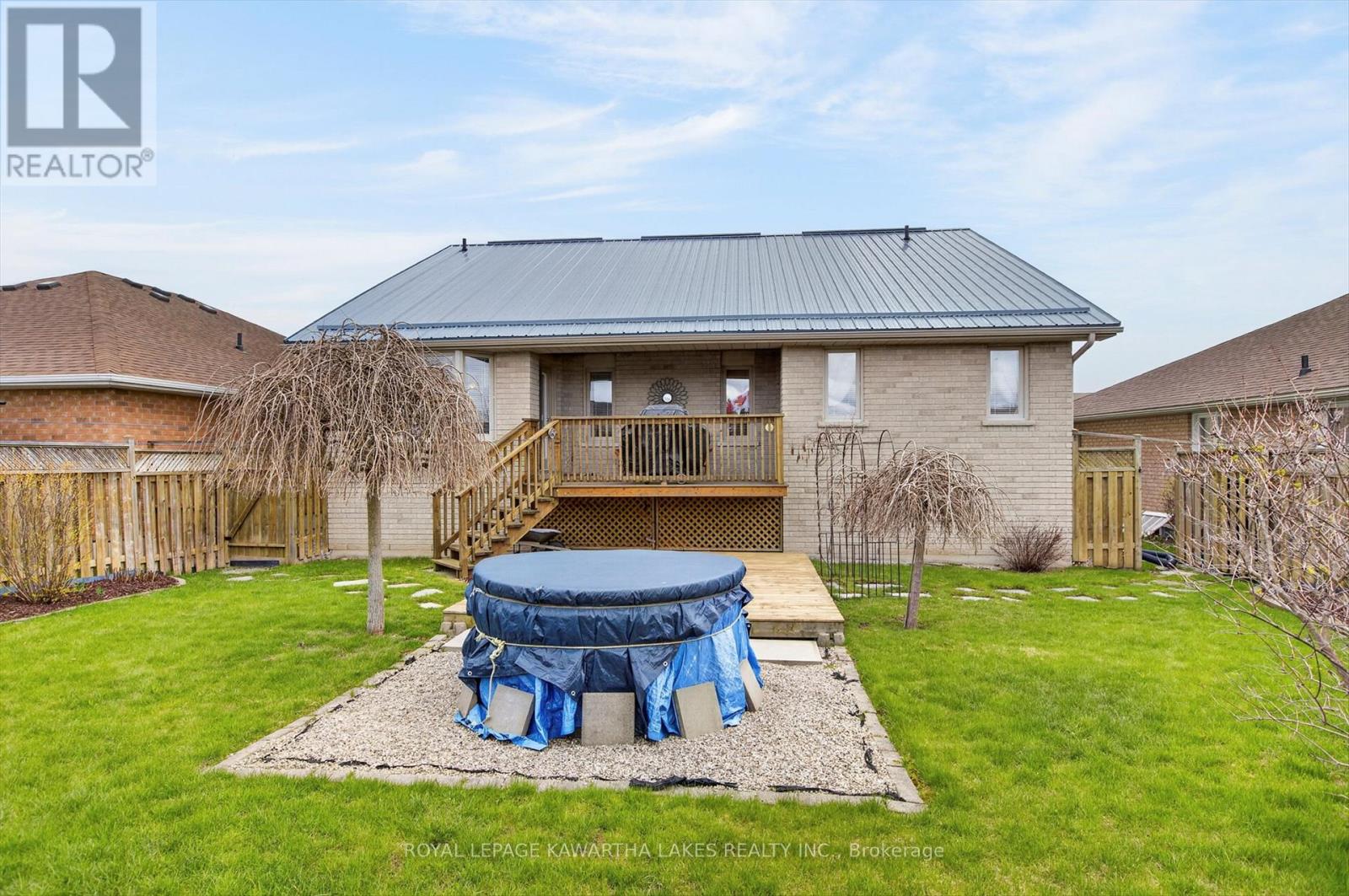 376 Wallace Drive, Kawartha Lakes (Lindsay), Ontario  K9V 6K7 - Photo 34 - X13077012