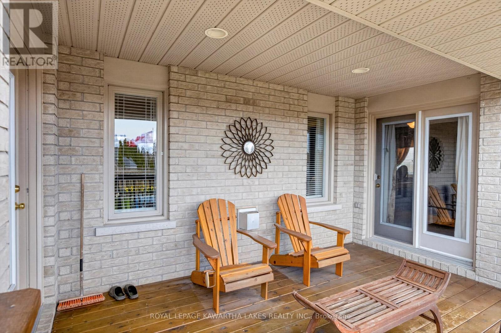 376 Wallace Drive, Kawartha Lakes (Lindsay), Ontario  K9V 6K7 - Photo 37 - X13077012