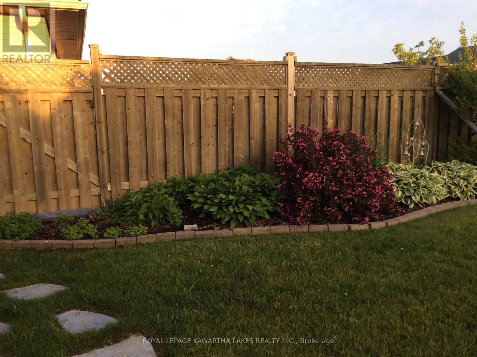376 Wallace Drive, Kawartha Lakes (Lindsay), Ontario  K9V 6K7 - Photo 41 - X13077012