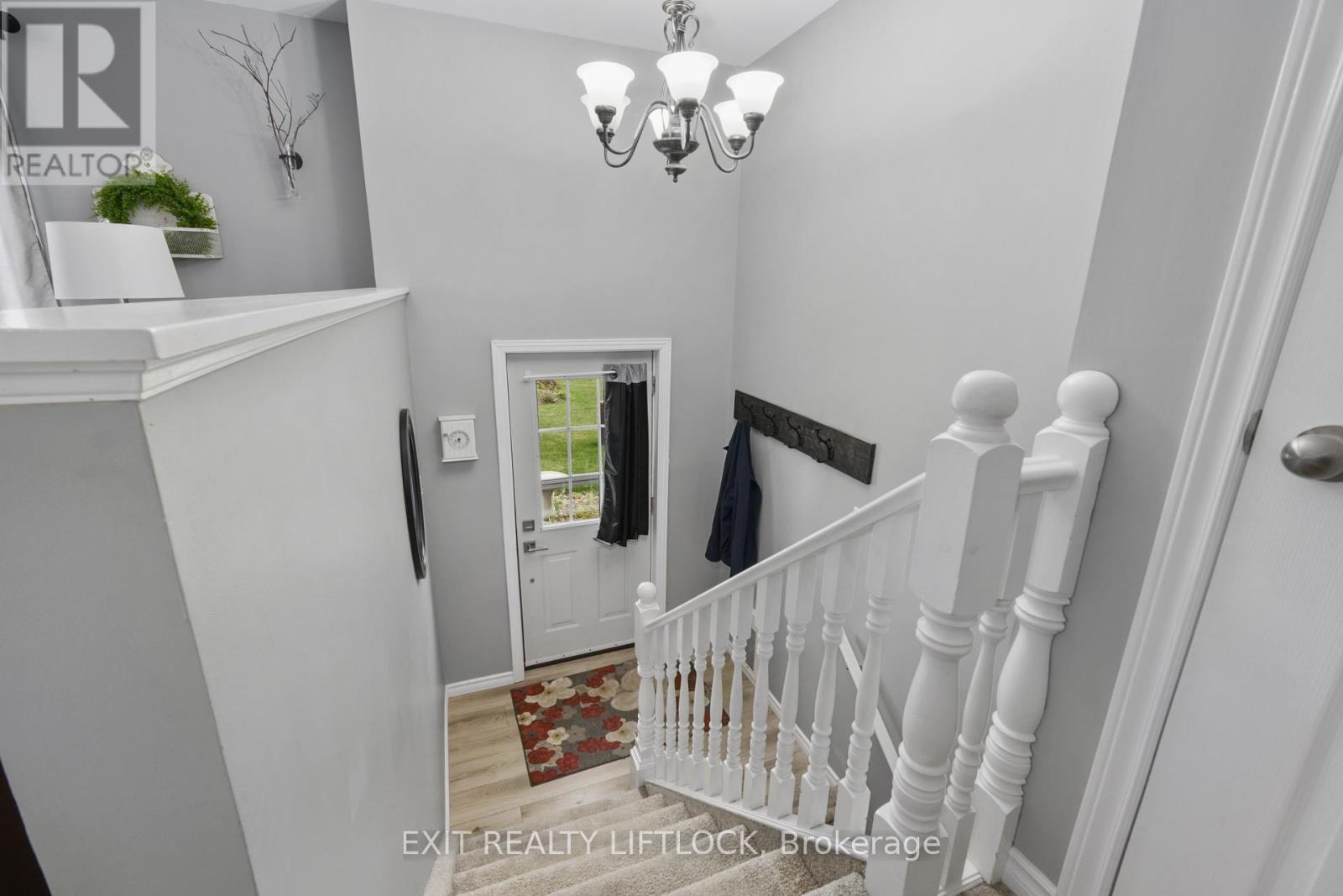 31 Killdeer Drive, Kawartha Lakes (Omemee), Ontario  K0L 2W0 - Photo 5 - X13077106