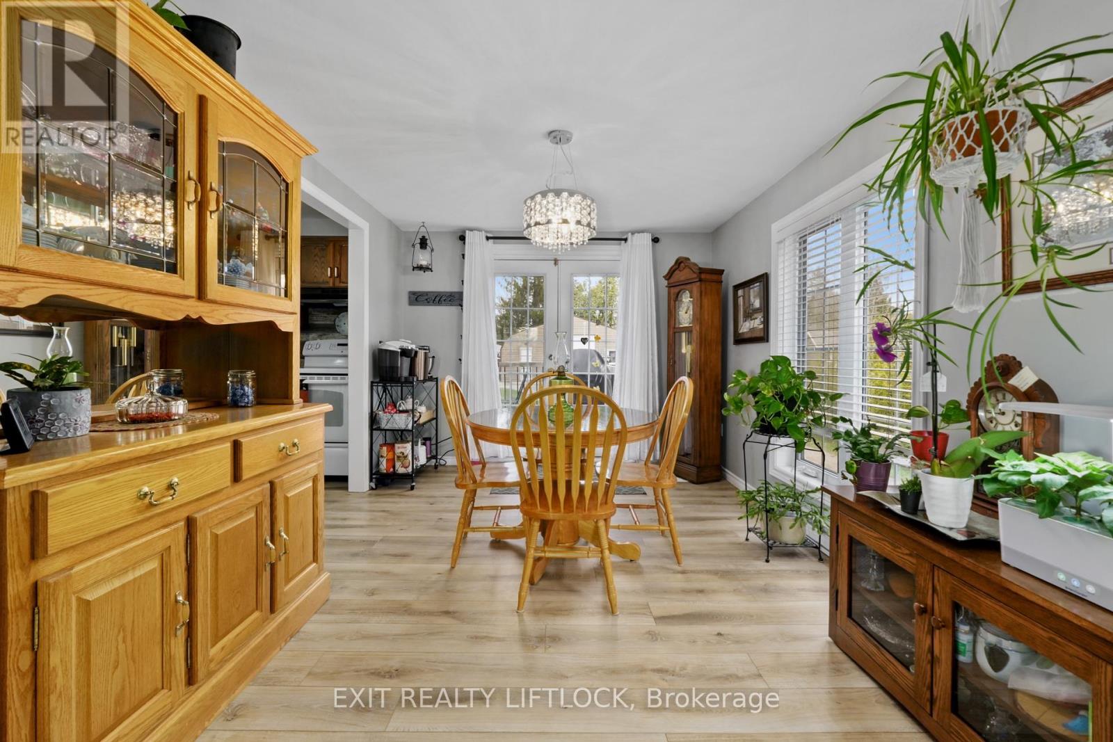 31 Killdeer Drive, Kawartha Lakes (Omemee), Ontario  K0L 2W0 - Photo 8 - X13077106