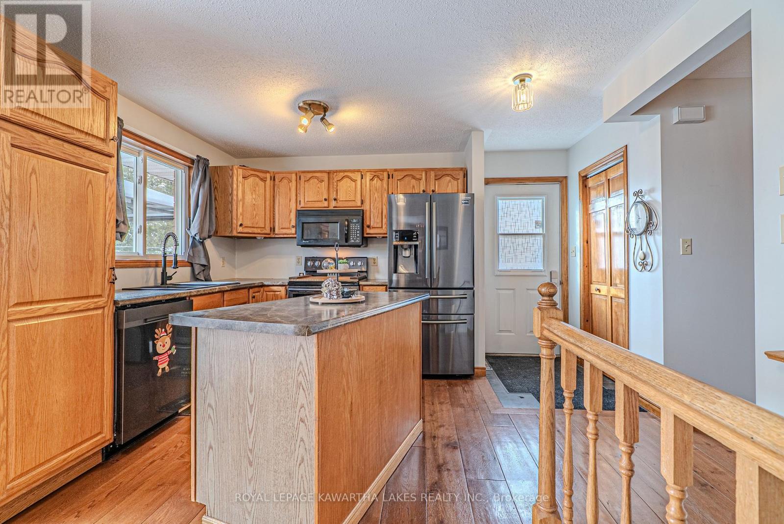 1 Bridle Road, Kawartha Lakes (Ops), Ontario  K9V 4R2 - Photo 11 - X13077400