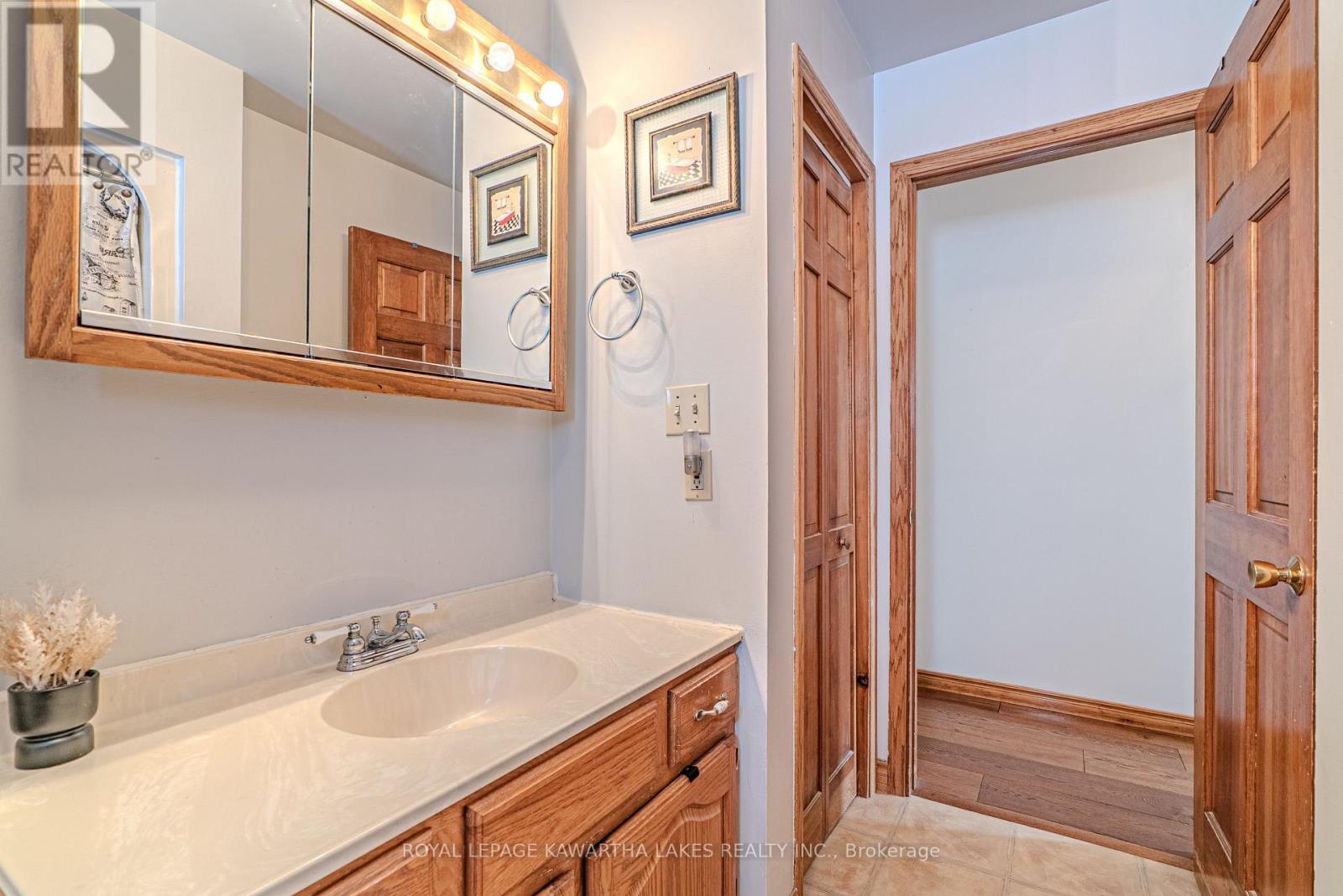 1 Bridle Road, Kawartha Lakes (Ops), Ontario  K9V 4R2 - Photo 23 - X13077400