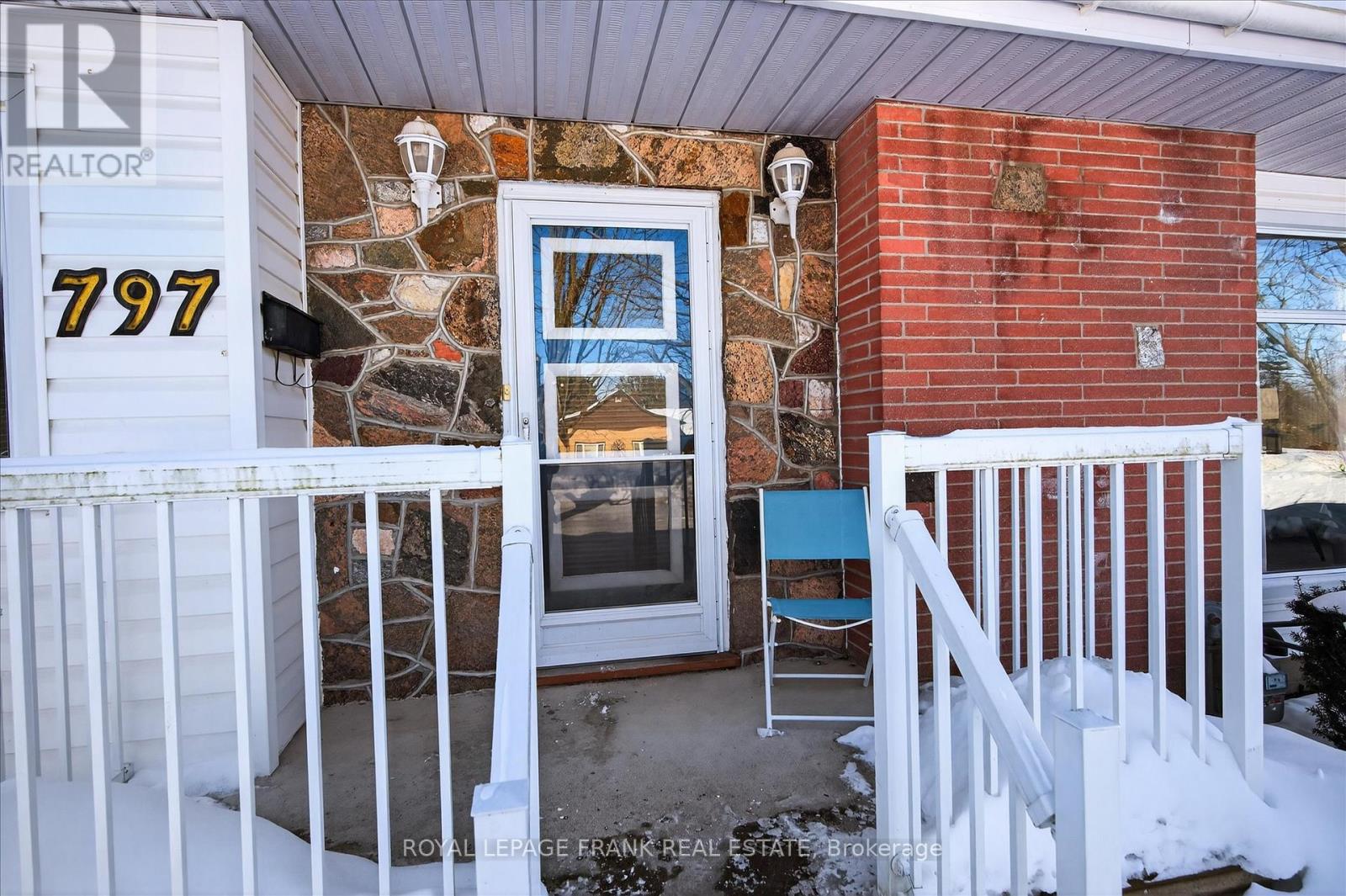 797 Valleyview Drive, Peterborough (Monaghan Ward 2), Ontario  K9J 6P9 - Photo 4 - X13077524