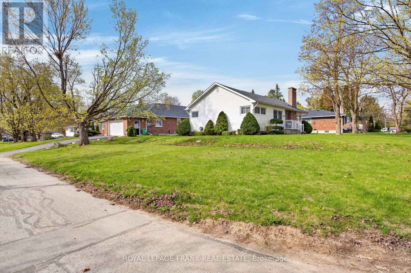 797 Valleyview Drive, Peterborough (Monaghan Ward 2), Ontario  K9J 6P9 - Photo 40 - X13077524