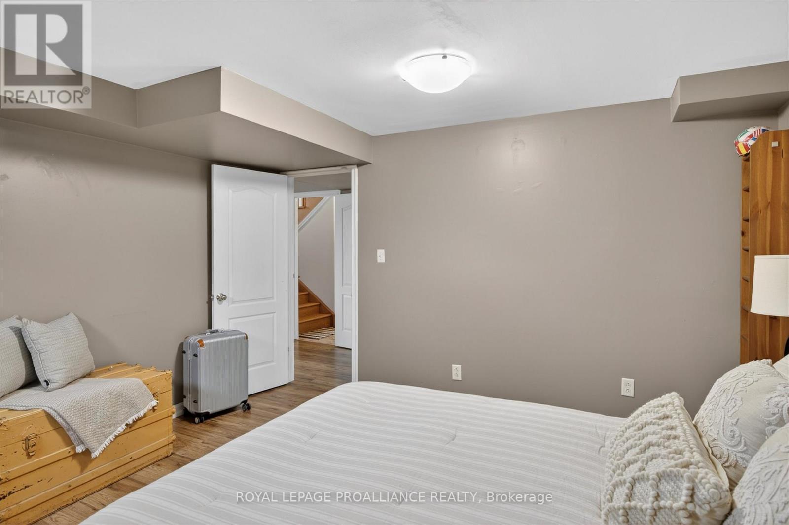 1084 Afton Road, Peterborough (Otonabee Ward 1), Ontario  K9J 8L2 - Photo 28 - X13077636
