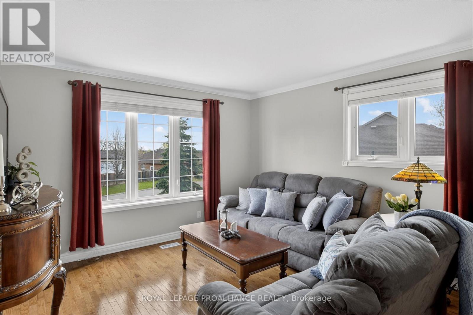 1084 Afton Road, Peterborough (Otonabee Ward 1), Ontario  K9J 8L2 - Photo 5 - X13077636