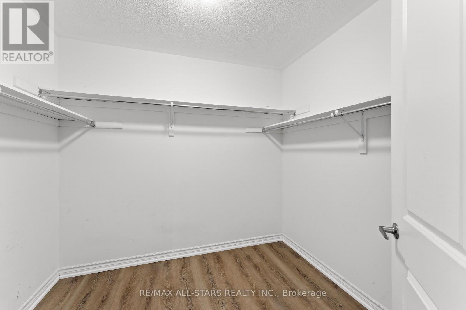 19 Hennessey Crescent, Kawartha Lakes (Lindsay), Ontario  K9V 0P2 - Photo 17 - X13078162