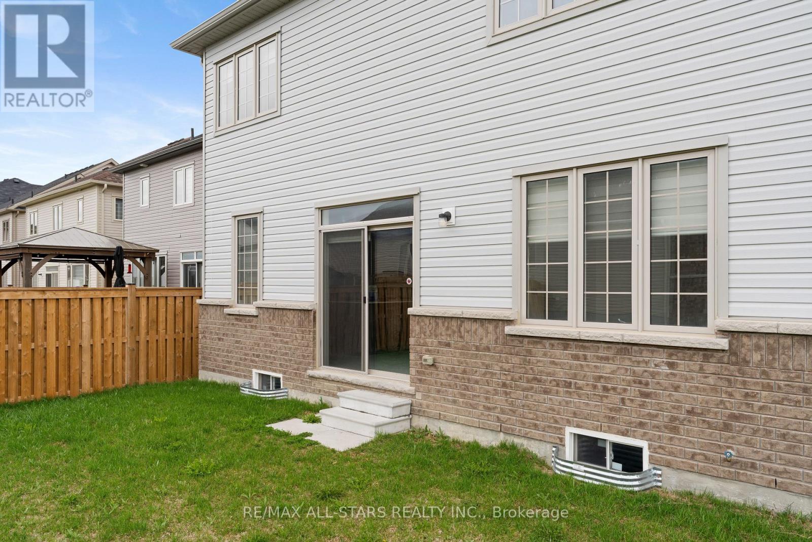 19 Hennessey Crescent, Kawartha Lakes (Lindsay), Ontario  K9V 0P2 - Photo 24 - X13078162