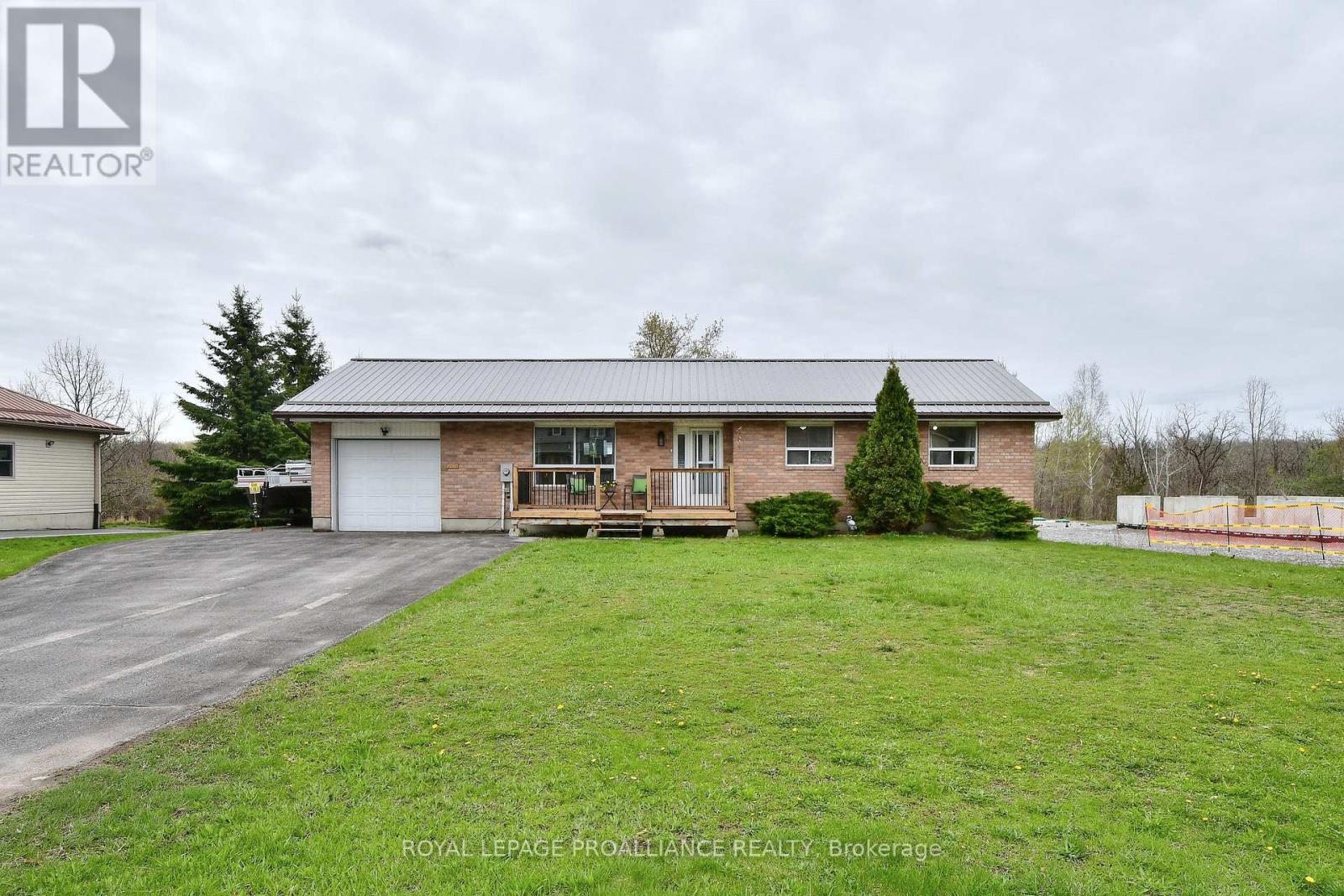 200 Park Lane, Asphodel-Norwood, Ontario  K0L 1Y0 - Photo 2 - X13078436