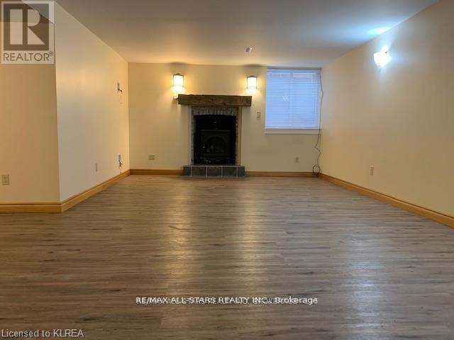 12 Parkway (Lower) Avenue, Kawartha Lakes (Lindsay), Ontario  K9V 4T9 - Photo 2 - X13079730