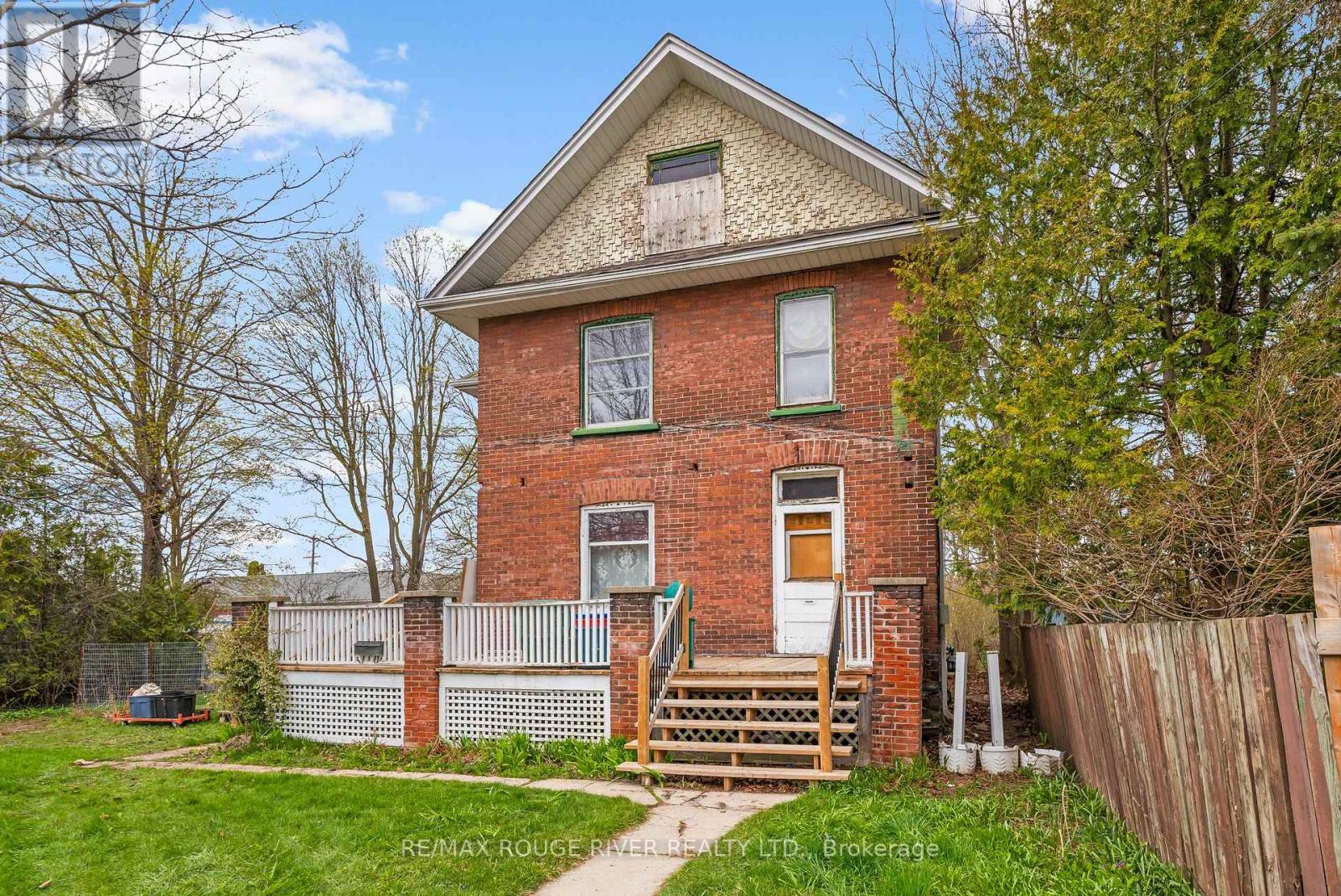 56 MELBOURNE STREET W, kawartha lakes (lindsay), Ontario
