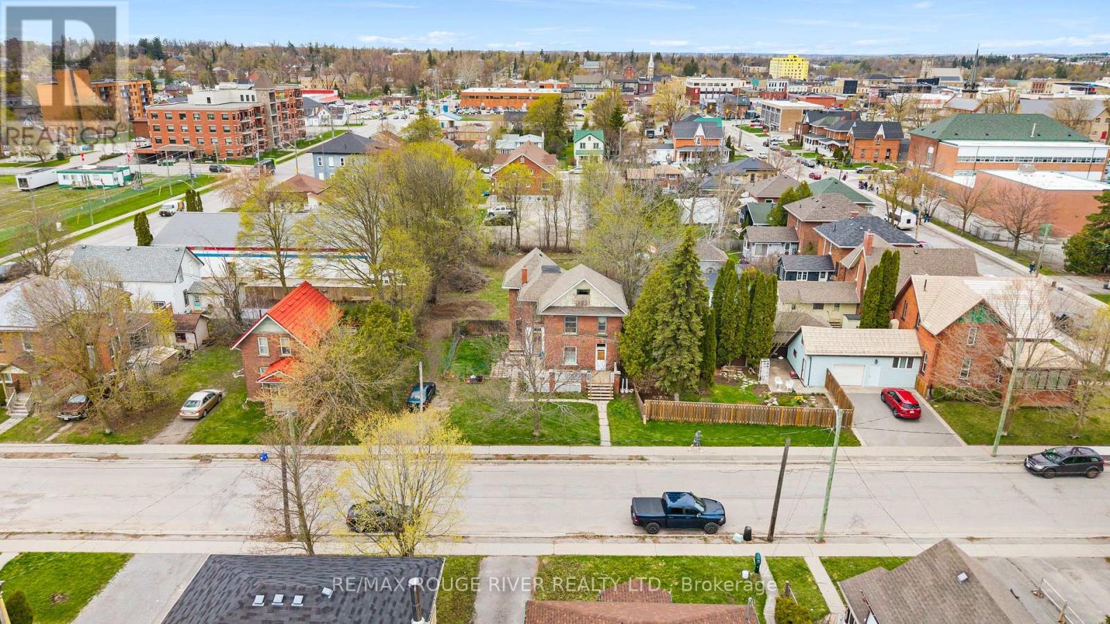 56 Melbourne Street W, Kawartha Lakes (Lindsay), Ontario  K9V 2T1 - Photo 11 - X13080454