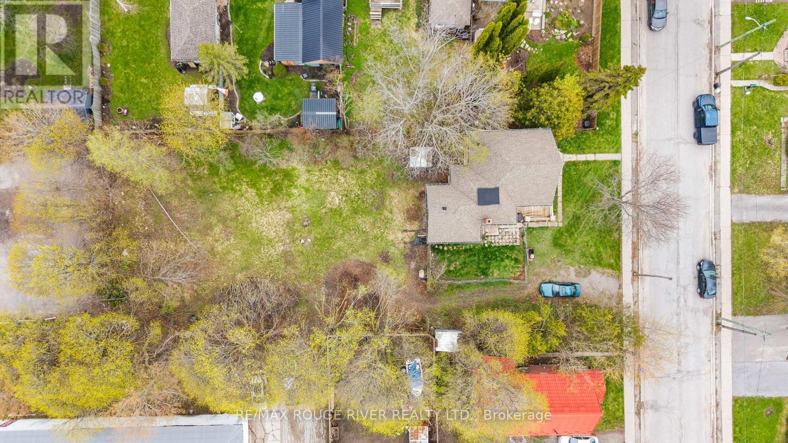 56 Melbourne Street W, Kawartha Lakes (Lindsay), Ontario  K9V 2T1 - Photo 14 - X13080454
