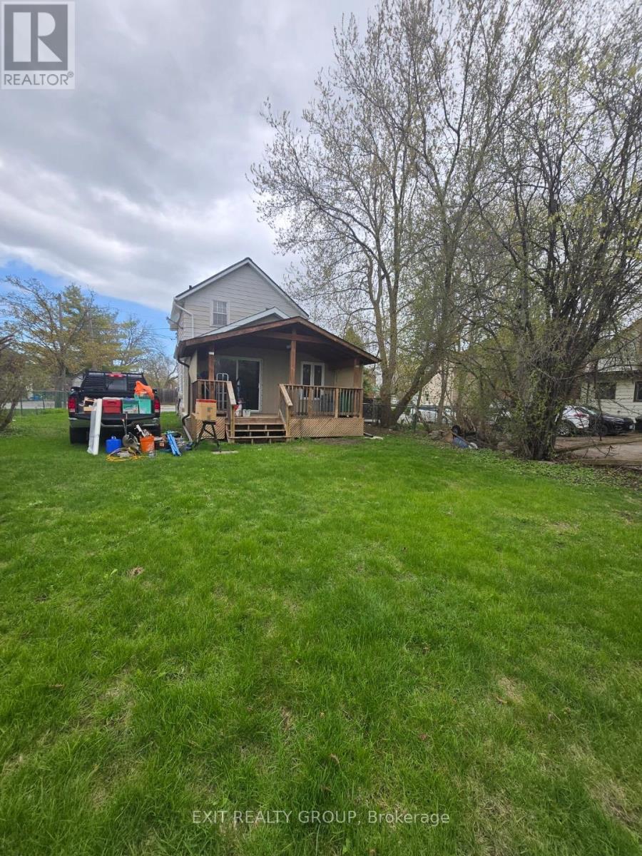 457 Parnell Street, Peterborough (Town Ward 3), Ontario  K9J 4J3 - Photo 4 - X13080558