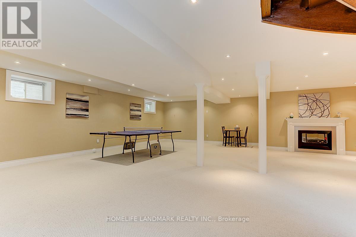 174 Colborne Street W, Kawartha Lakes (Lindsay), Ontario  K9V 6A1 - Photo 2 - X13080520
