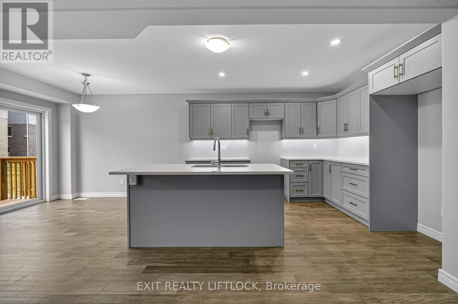 220 O'neil Street, Peterborough (Monaghan Ward 2), Ontario  K9K 0H5 - Photo 10 - X13081216