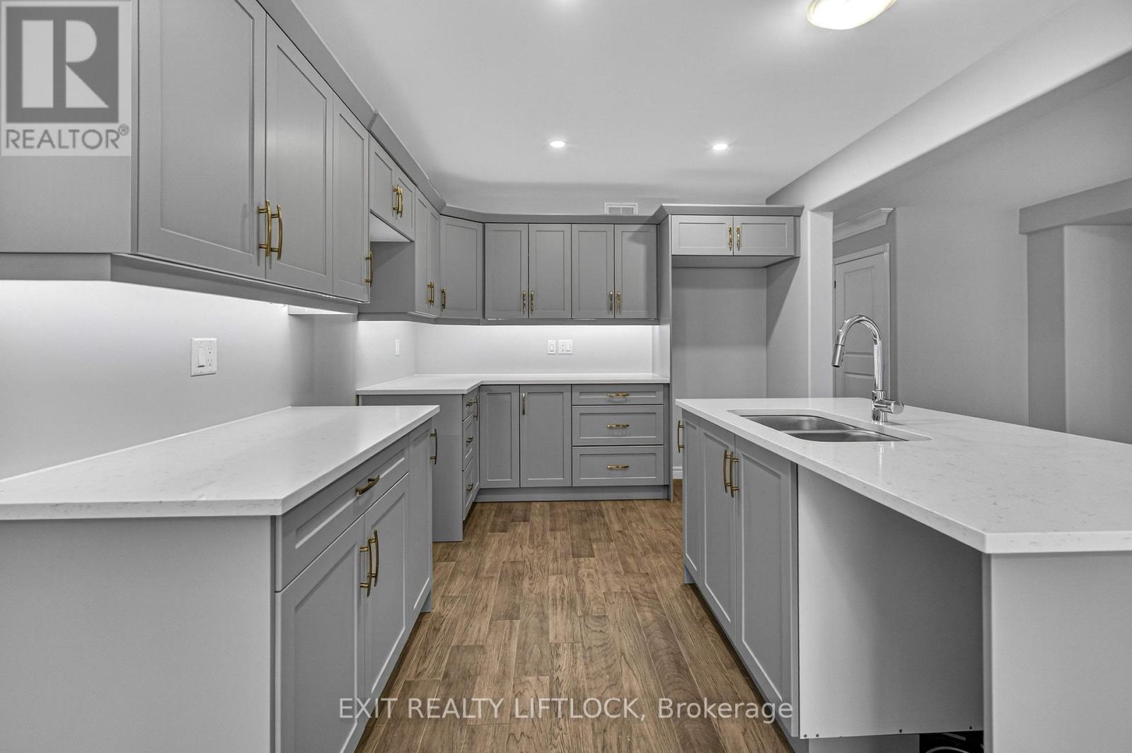 220 O'neil Street, Peterborough (Monaghan Ward 2), Ontario  K9K 0H5 - Photo 13 - X13081216