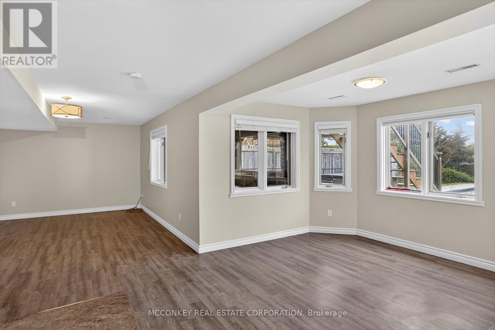 1814 Stratton Avenue, Peterborough (Otonabee Ward 1), Ontario  K9K 2E7 - Photo 36 - X13082870