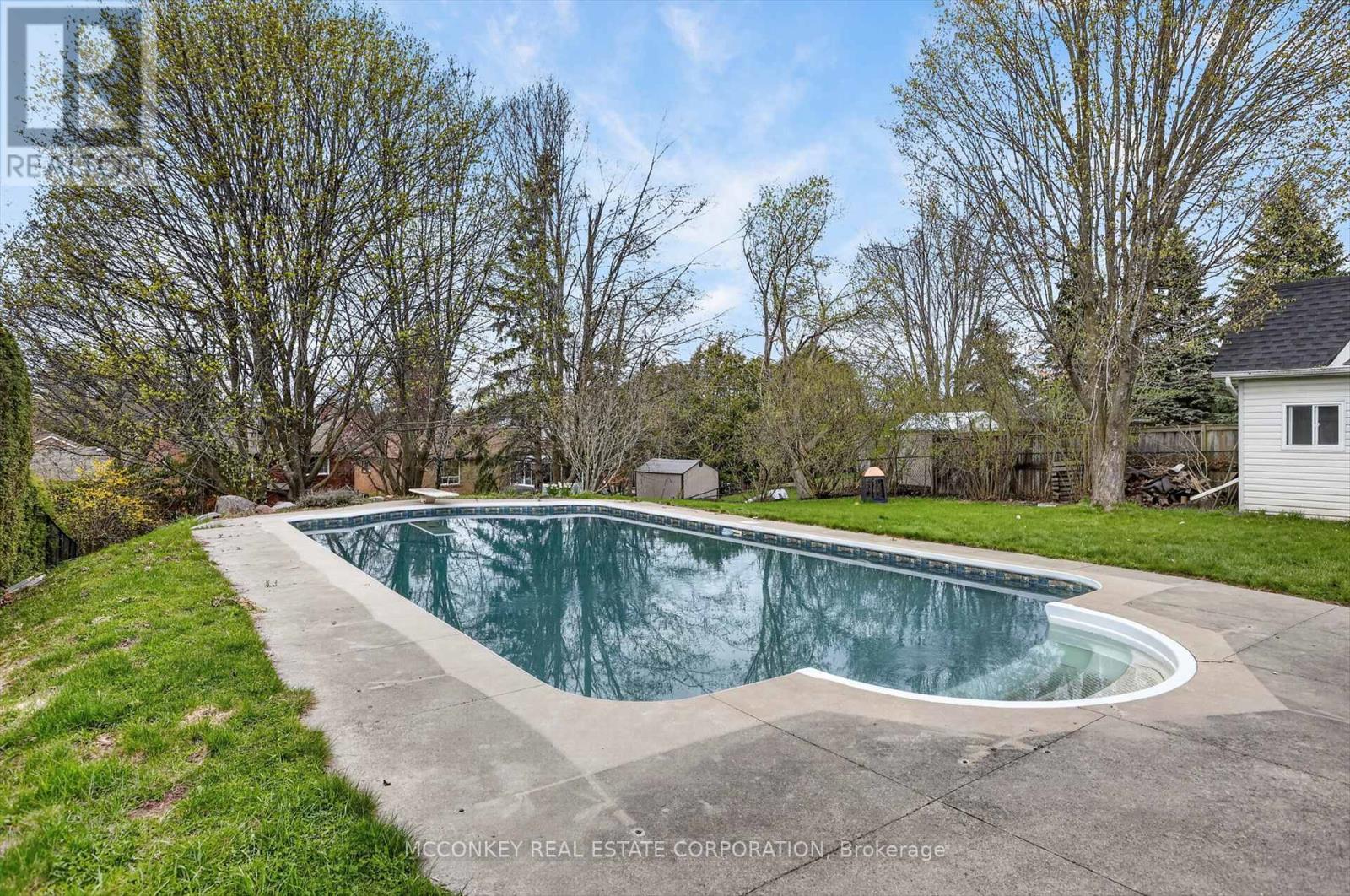 1814 Stratton Avenue, Peterborough (Otonabee Ward 1), Ontario  K9K 2E7 - Photo 44 - X13082870