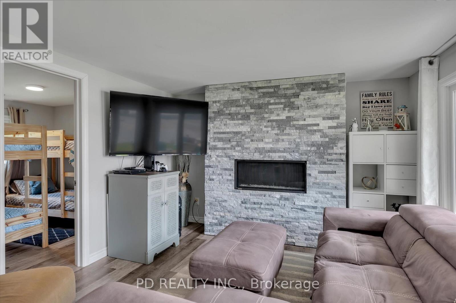 9 Charlotte Crescent, Kawartha Lakes (Emily), Ontario  K0L 2W0 - Photo 21 - X13083016