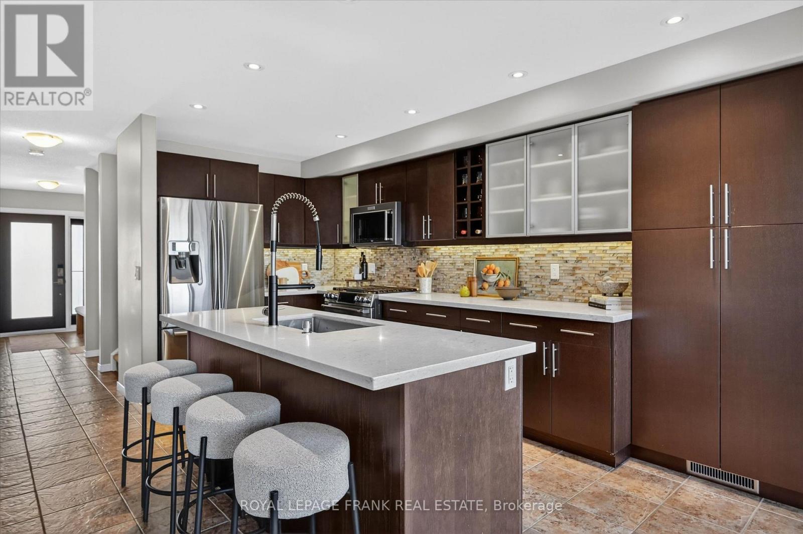 1511 Ireland Drive, Peterborough (Monaghan Ward 2), Ontario  K9K 2T3 - Photo 5 - X13083298