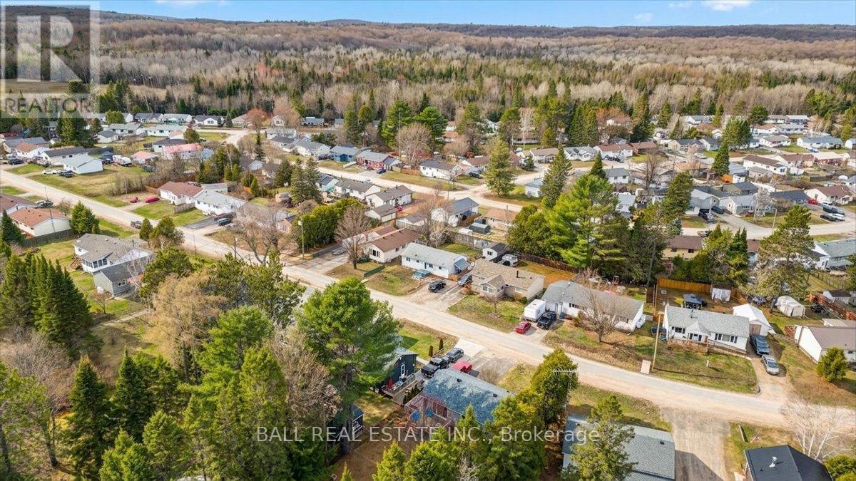 32 Hemlock Street, Highlands East (Bicroft Ward), Ontario  K0L 1M0 - Photo 31 - X13084094