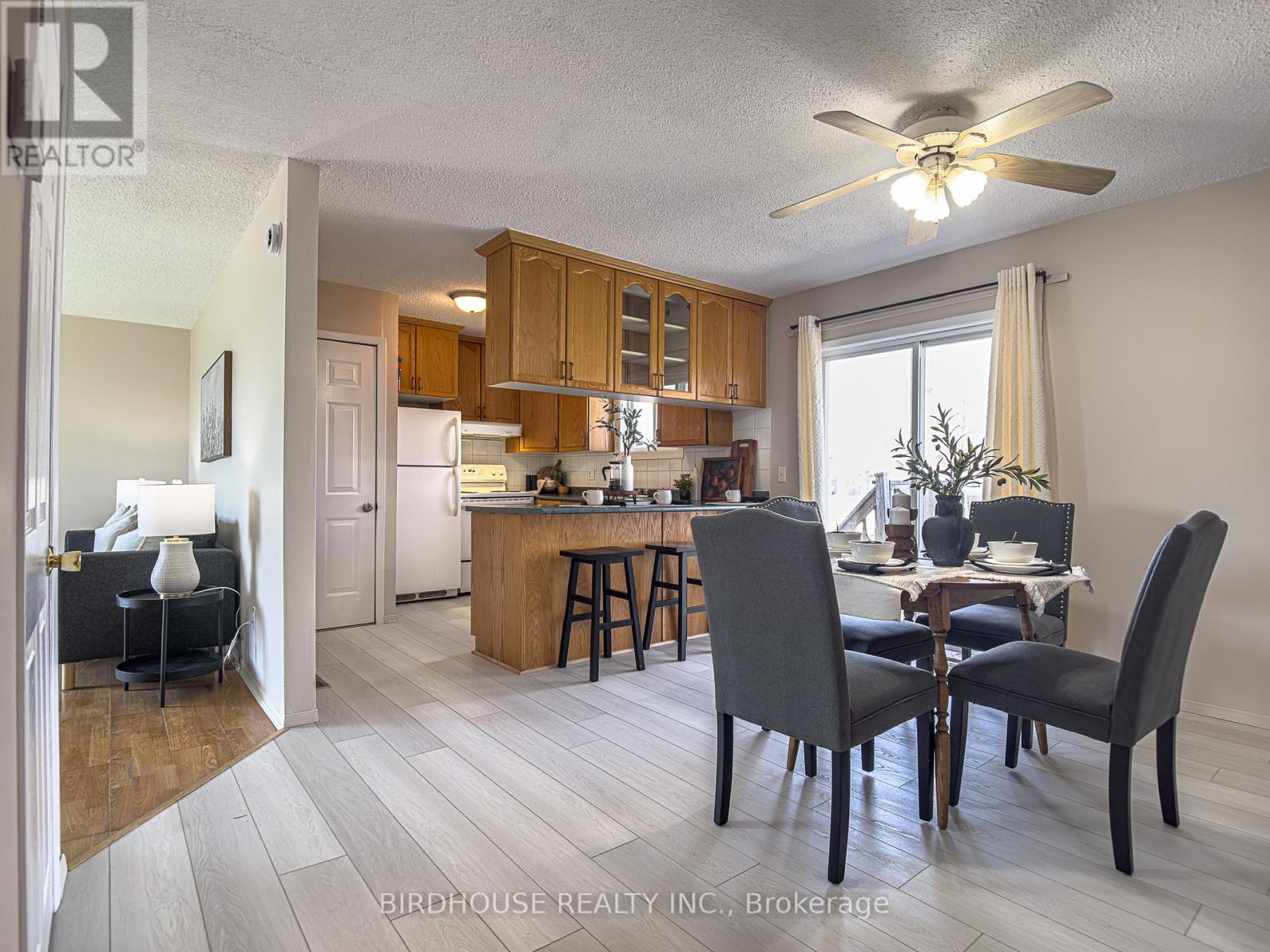 64 George Street W, Kawartha Lakes (Lindsay), Ontario  K9V 5H9 - Photo 7 - X13084318