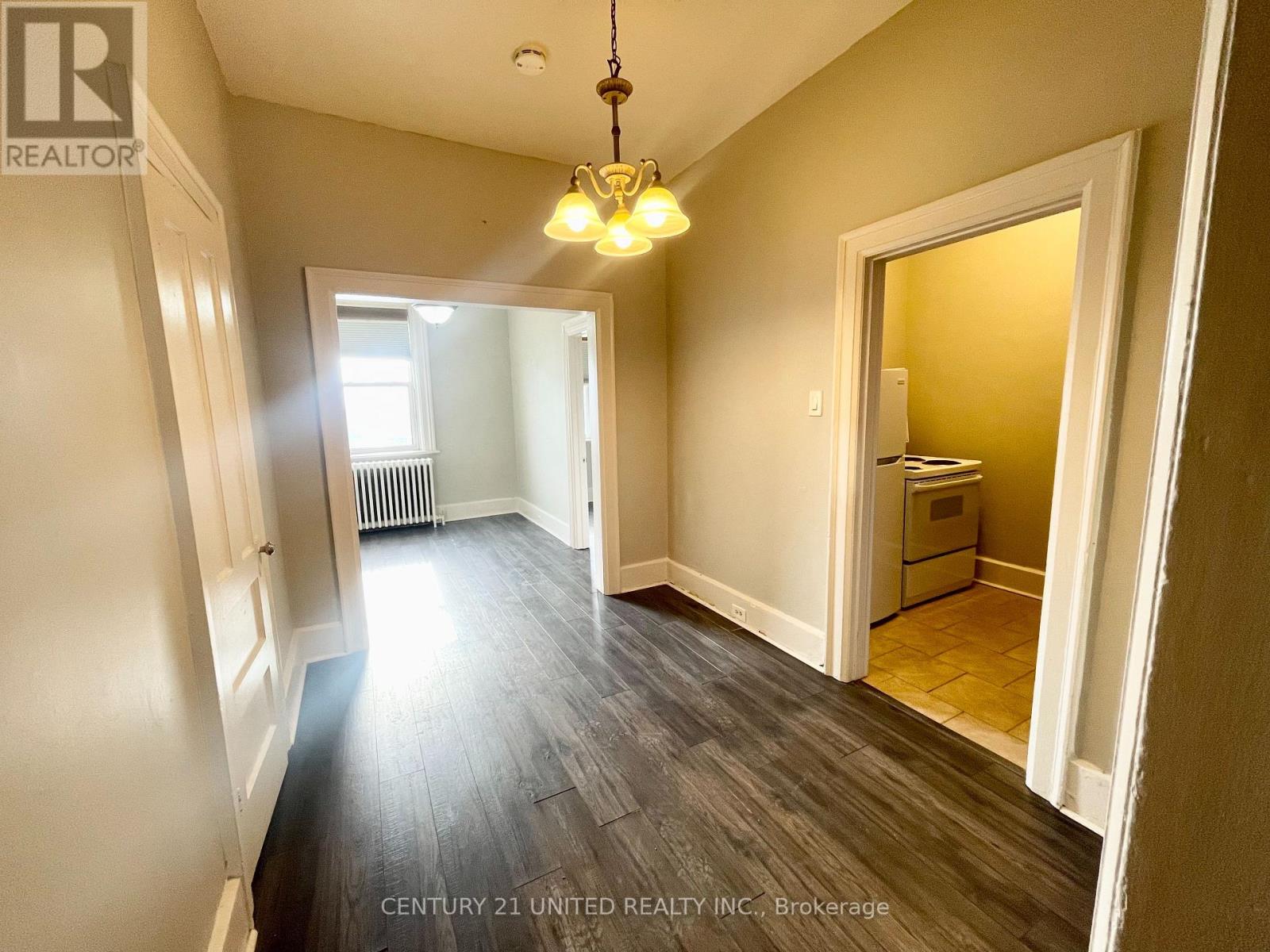 6 - 172.5 Hunter Street W, Peterborough (Town Ward 3), Ontario  K9H 2L2 - Photo 2 - X13086596