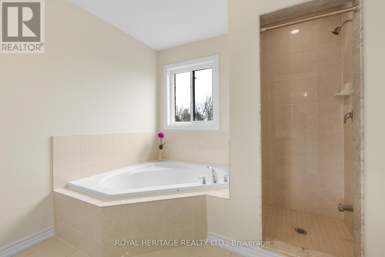 141 Springdale Drive, Kawartha Lakes (Lindsay), Ontario  K9V 0N1 - Photo 16 - X13088120